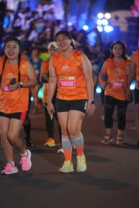 BIB: 682, 68232, 26821
                            <button type="button" onclick="openModal(21016431)" class="btn btn-primary btn-sm float-right btn-popup" data-toggle="modal" data-target=".modal-high-quality">
                        <i class="fas fa-shopping-cart"></i> Add to Cart
                    </button>
                                            <button type="button" onclick="isThisMe(21016431, true)" class="btn btn-success btn-sm float-right btn-popup btn-isme hidden" data-toggle="tooltip" data-placement="bottom" title="นี่คือรูปของคุณใช่ไหม คลิกที่นี่เพื่อเอาเข้าอัลบั้ม">
                        <i class="fas fa-plus"></i> Add to album
                    </button>
                    <button type="button" onclick="isThisMe(21016431, false)" class="btn btn-warning btn-sm float-right btn-popup btn-isnotme hidden">
                        <i class="fas fa-ban"></i> Remove from album
                    </button>